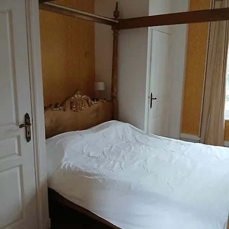 Holiday home Gite Chateau Baie De Somme 10 A 12 Personnes Mons-Boubert